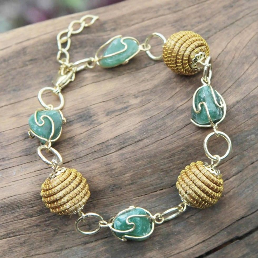 Hand Crafted Green Agate and Golden Grass Link Bracelet 'All Aglow in Green'