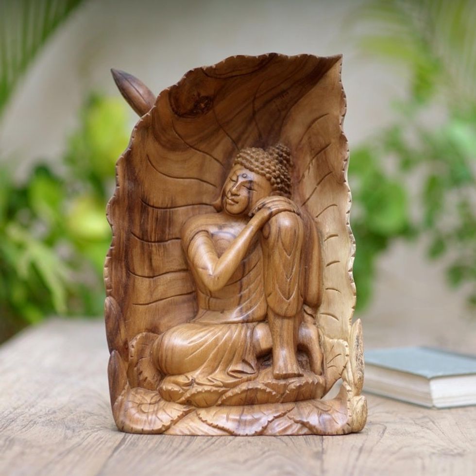 Handmade Suar Wood Buddha Sculpture 'Bodhi Leaf Buddha'