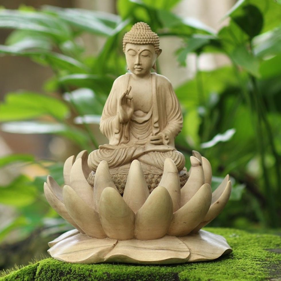 Hand Carved Hibiscus Wood Buddha Sculpture 'Lord Buddha and Lotus'