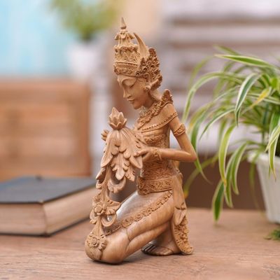 Alternate image for Hibiscus Wood Indonesian Goddess Sculpture Dewi Sri