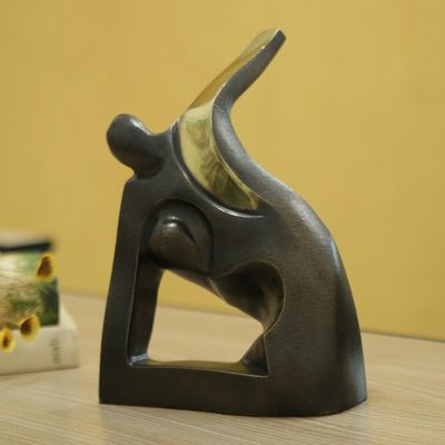 Alternate image for Bronze sculpture The Victory