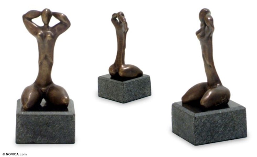 Bronze sculpture Small 'Modern Woman'