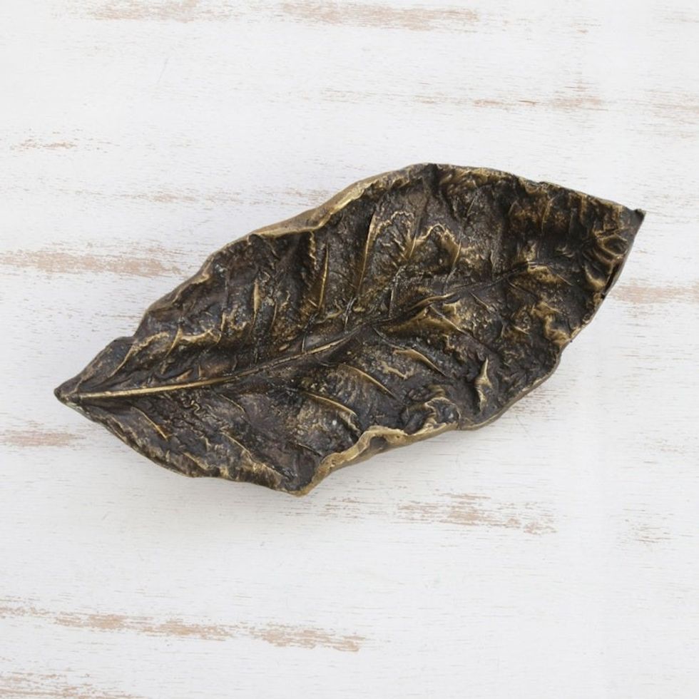 Handcrafted Bronze Life-Like Leaf Sculpture from Brazil 'Exquisite leaf'