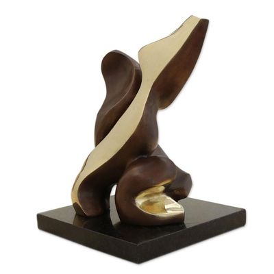 Alternate image for Two-tone bronze sculpture from Brazil Fall in Love