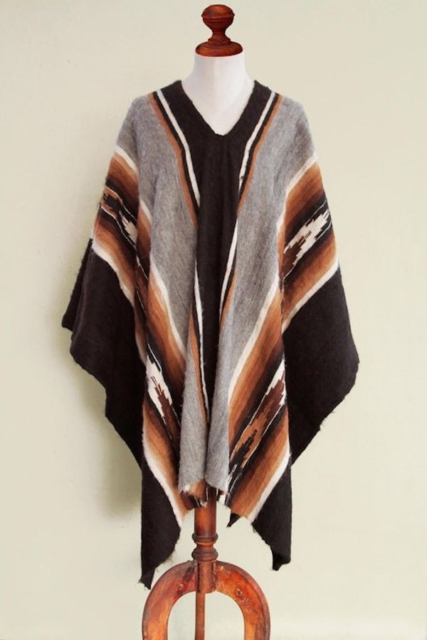 Alternate image for Unique Peruvian Alpaca Wool Mens Poncho Hualhuas Night