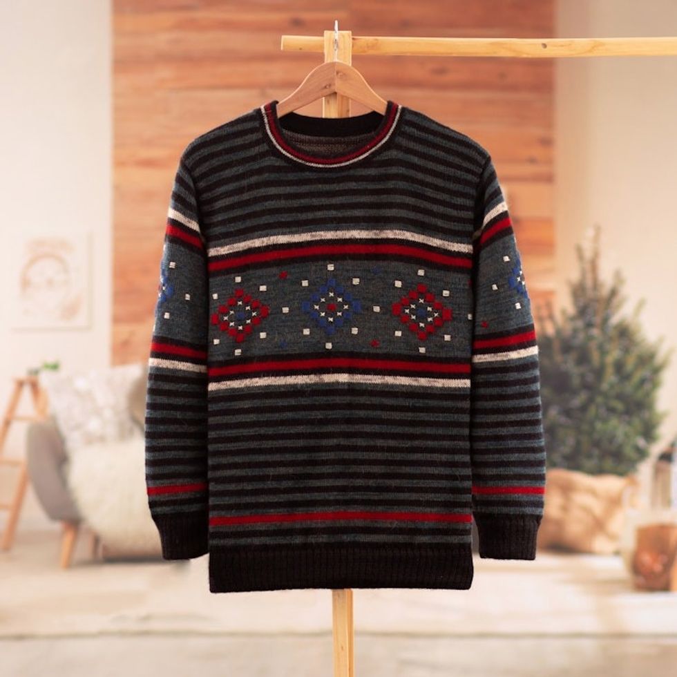 100 Alpaca Men's Pullover with Hand-Embroidered Motifs 'Lines  Stitches'