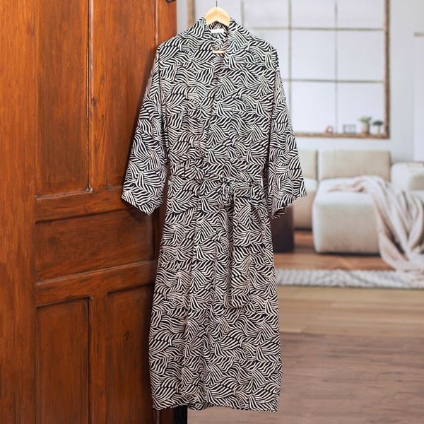 Alternate image for 100 Cotton Artisan Batik Robe Bedeg