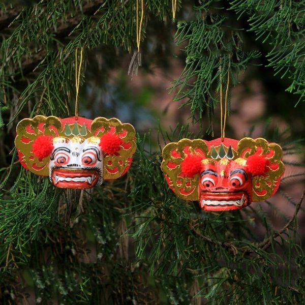Alternate image for Handmade White and Red Albesia Wood Balinese Ornaments Barong Royalty