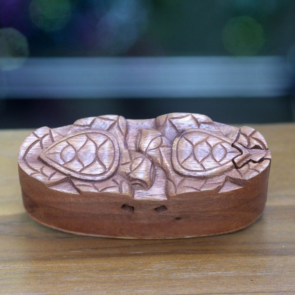 Balinese Turtle Theme Wood Puzzle Box 'Turtle Romance'