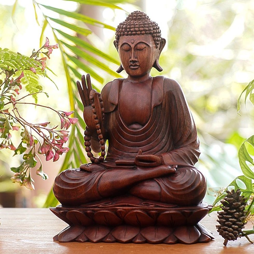 Wood statuette 'Serene Buddha'