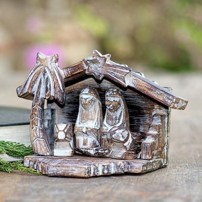 Alternate image for Rustic Hand Carved Nativity Scene 6 Pieces Nativity in the Tropics