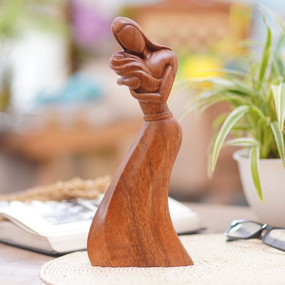 Handmade Suar Wood Mother and Baby Statuette 'Baby Boom'