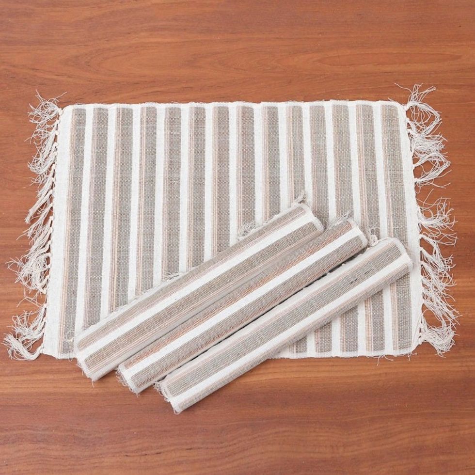 Hand Made Natural Fiber and Cotton Placemats Set of 4 'White Woods'