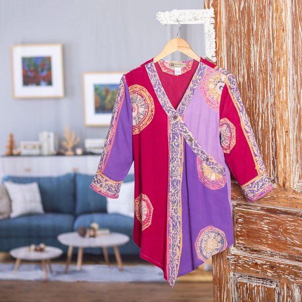 Alternate image for Red and Purple Hand Batik Textured Rayon Flowing Tunic Color Symphony in Purple