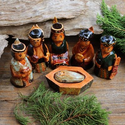 Alternate image for Borneo Style Wood Nativity Scene 6 Pieces Dayak Nativity