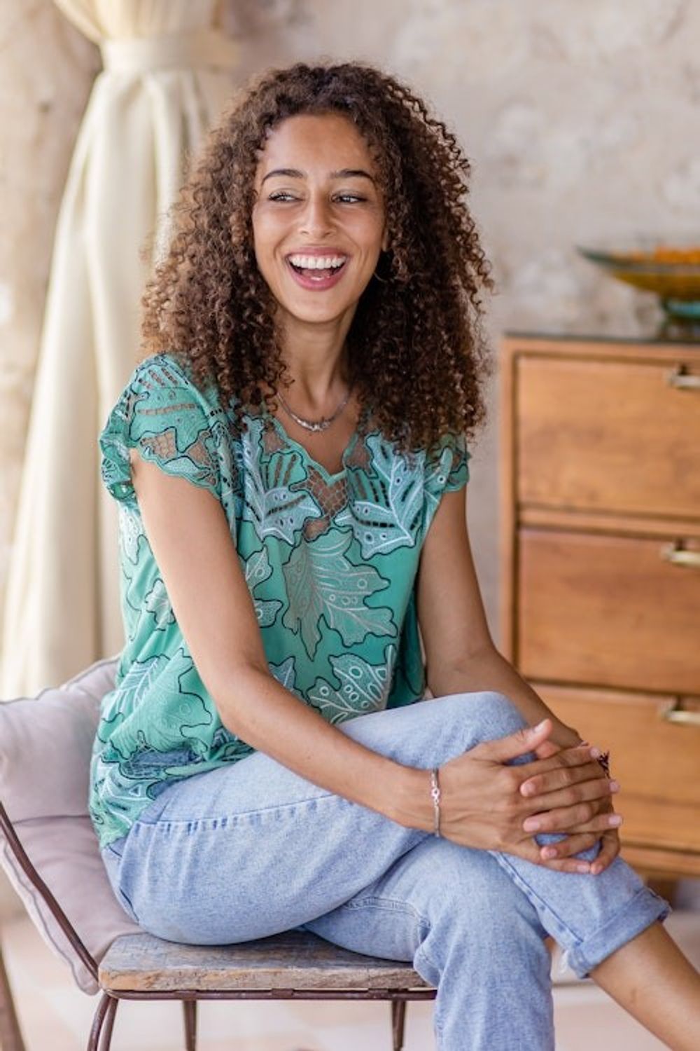 Alternate item image