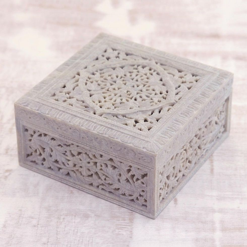 Indian Jali Soapstone Jewelry Box 'Floral Medallion'