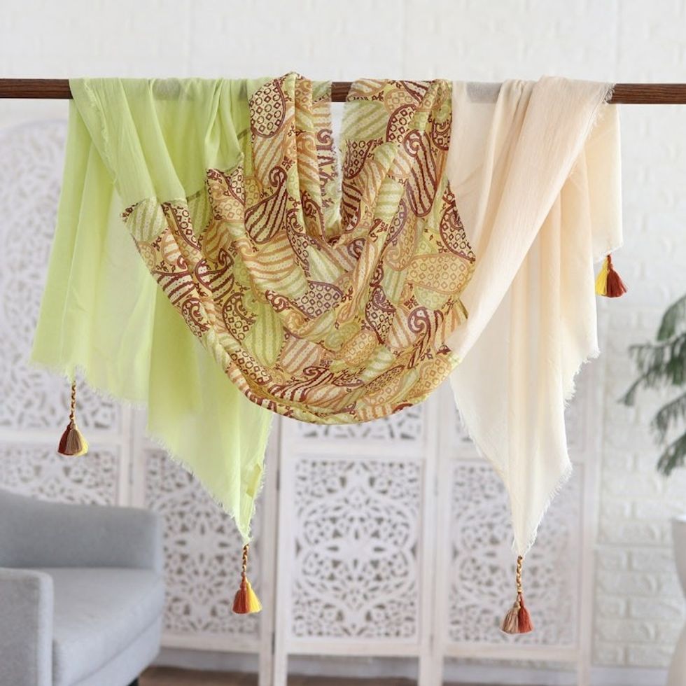 Paisley Chartreuse Wool and Silk Shawl with Colorful Tassels 'Chartreuse India'