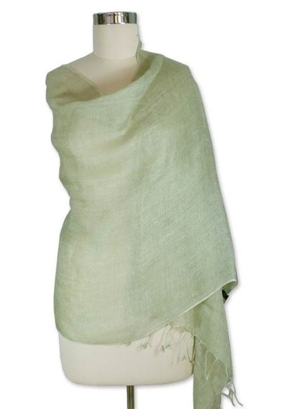 Alternate image for Linen shawl Sheer Moss Green