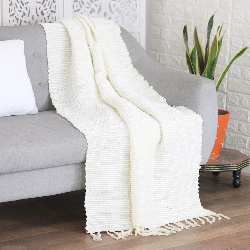 Ivory Acrylic Thread Throw Blanket with Striped Pattern 'Ivory Caress'