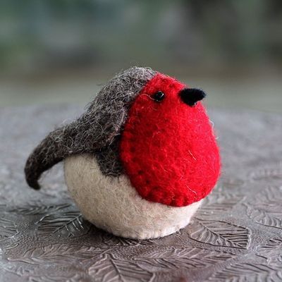 Alternate image for Hand Crafted Wool Holiday Tree Top Bird from India Robins Delight