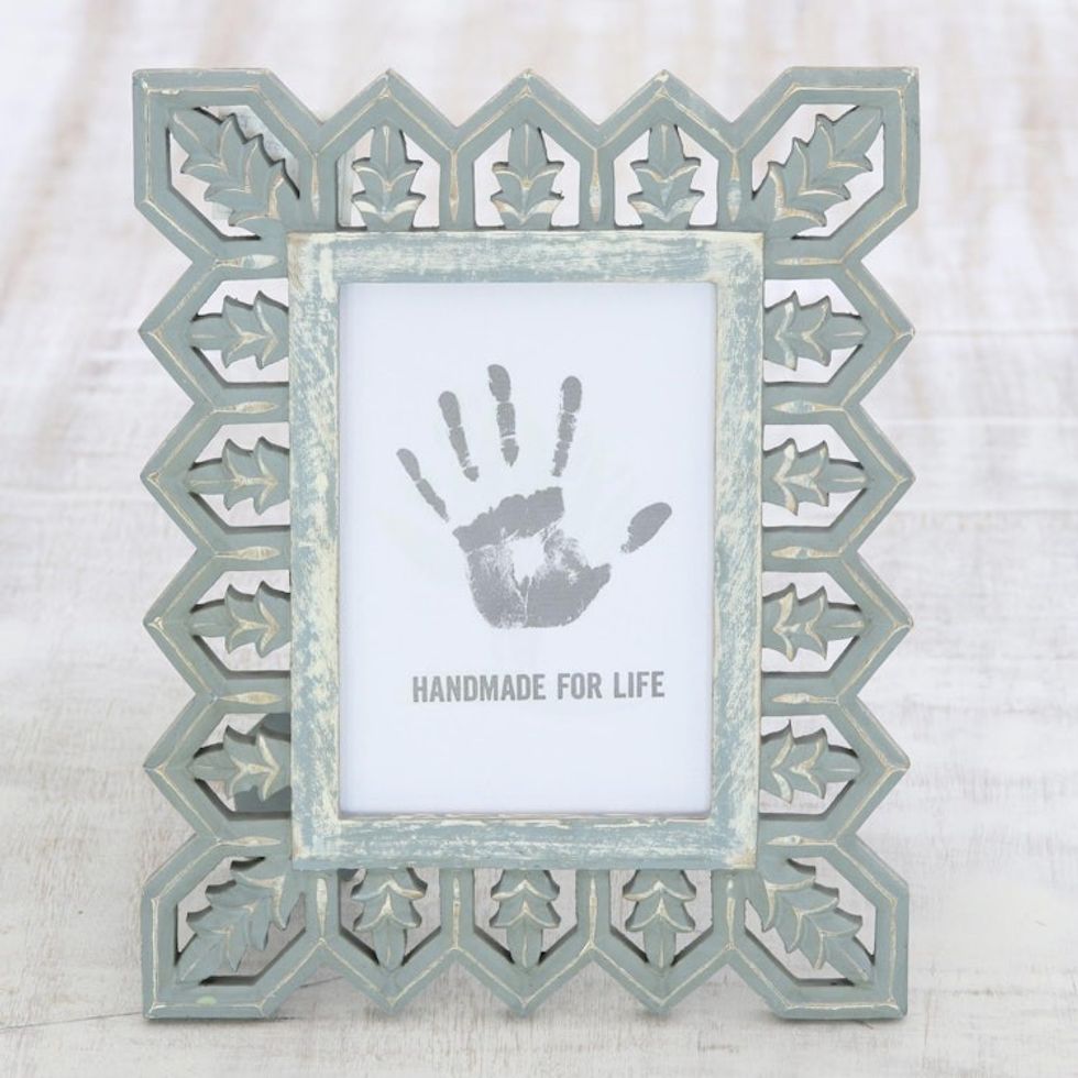 Light Grey Distressed Hand Carved Mango Wood Photo Frame 5x7 'Garden Gate'