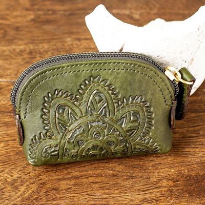 Alternate image for Olive Green Zippered Leather Coin Purse from Mexico Olive Coin Keeper