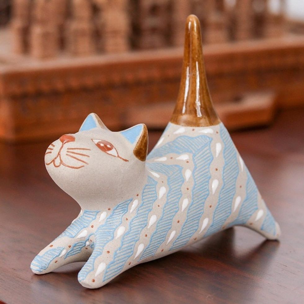 Handcrafted Blue and Ivory Striped Ceramic Cat Ring Holder 'Cloud Crossing Cat'