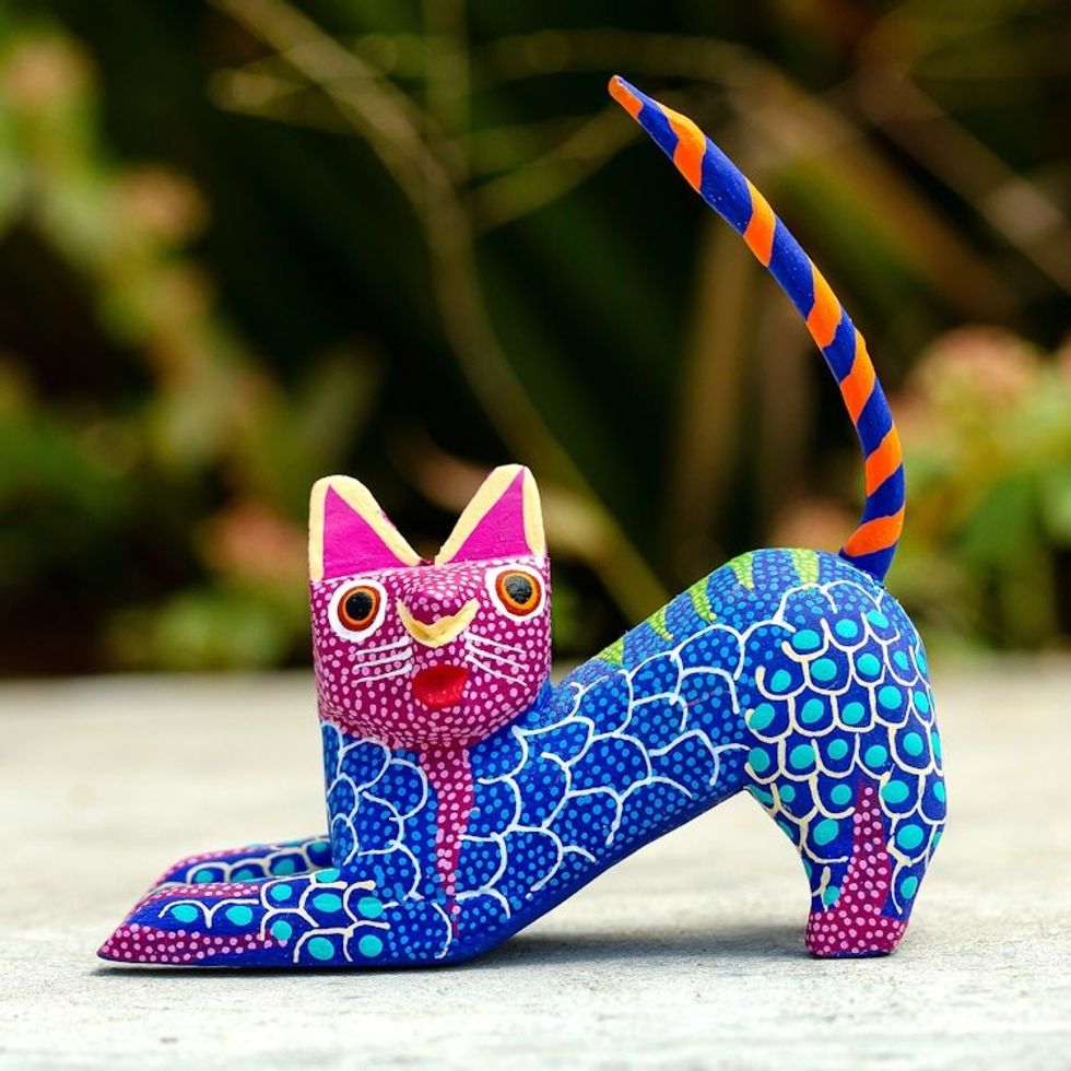 Handcrafted Mexican Alebrije Figurine 'Oaxacan Cat'