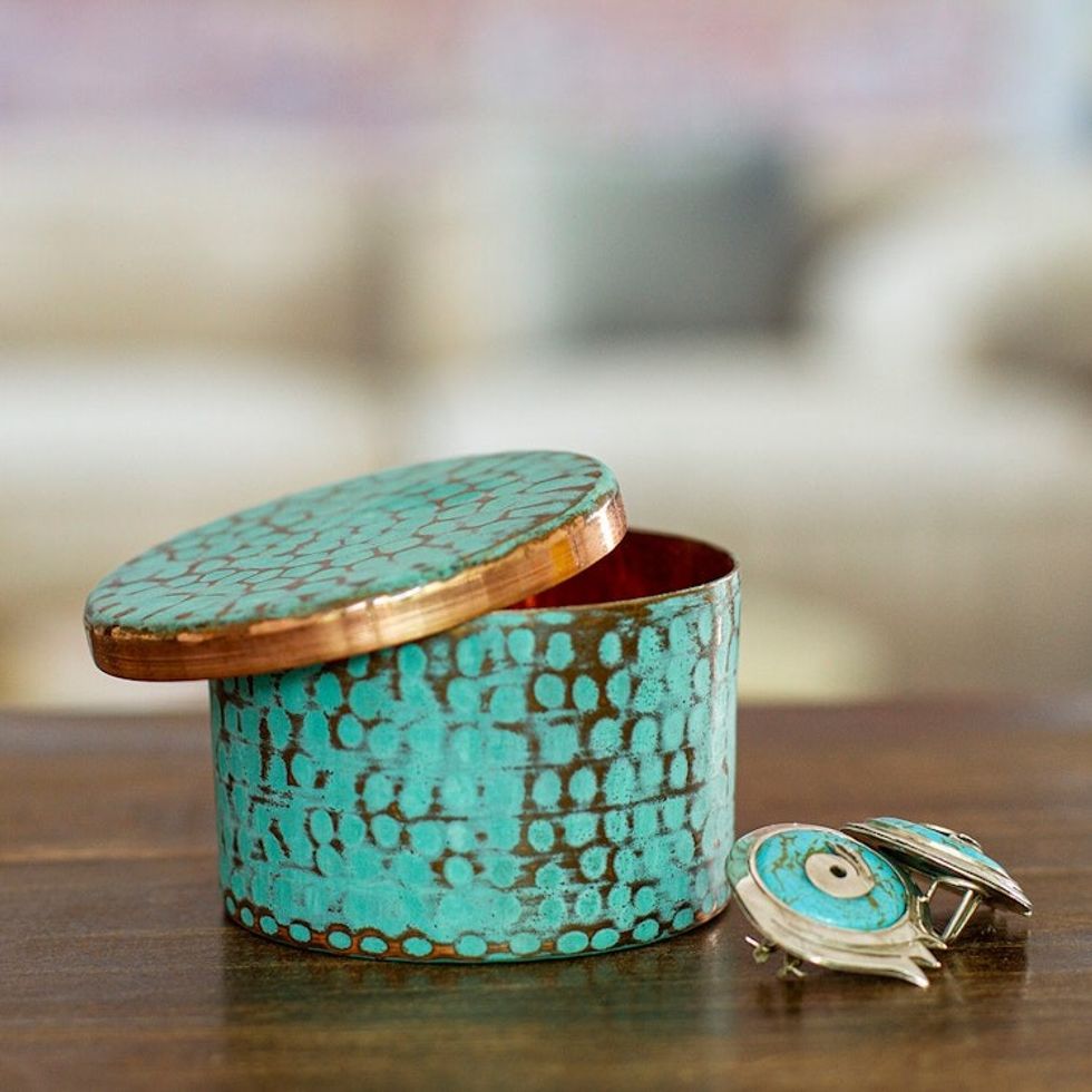 Handcrafted Hammered Copper Petite Keepsake Box 'Antique Patina'