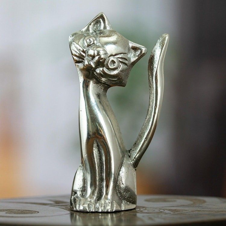 Main item image