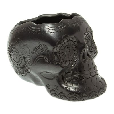 Alternate image for Barro Negro Skull Planter Resurrection