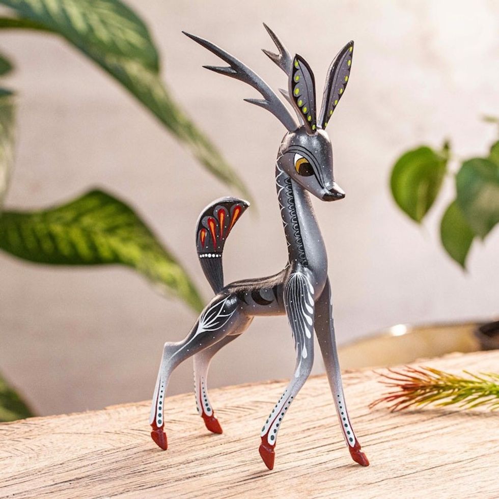 Handcrafted Grey Deer Alebrije Sculpture 'Dainty Deer in Grey'