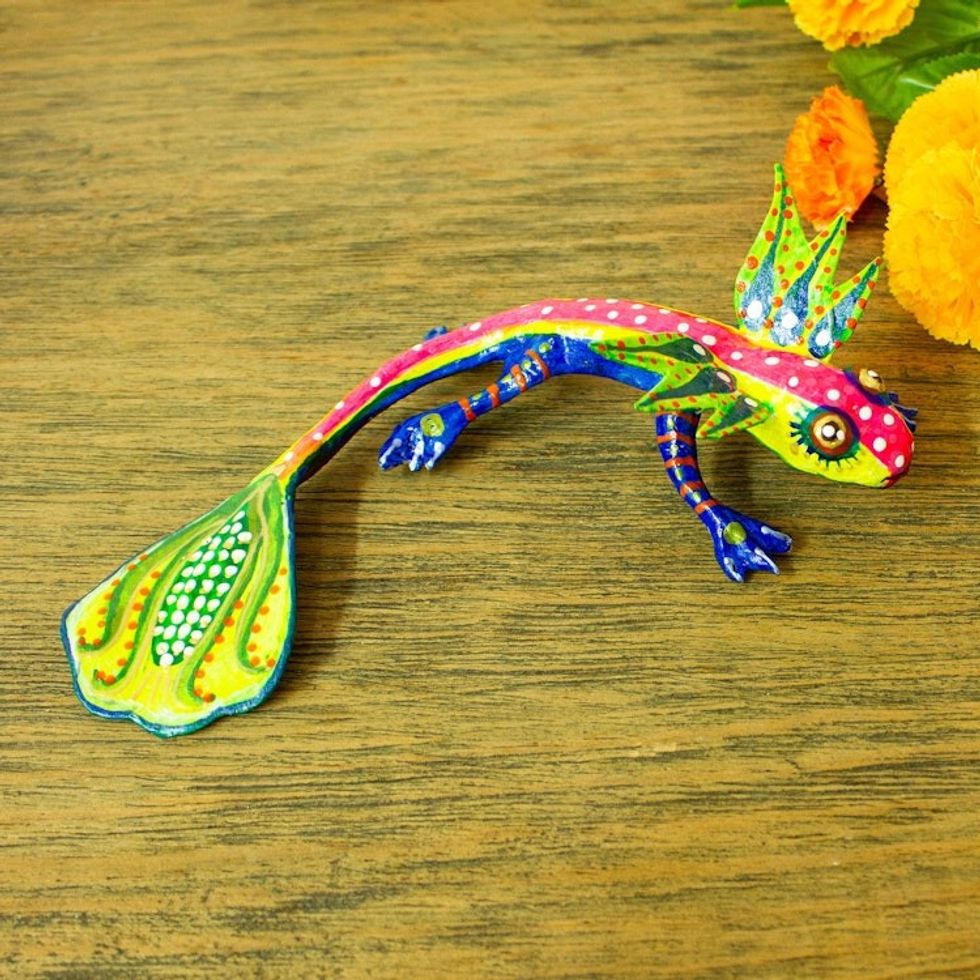 Handmade Alebrije Axolotl 'Alert Axolotl'