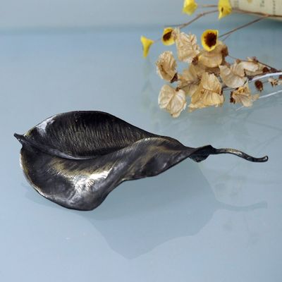 Alternate image for Handcrafted Leaf Sculpture from Brazil Leaf in the Wind