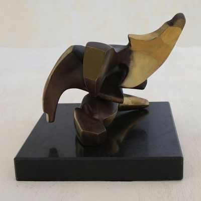 Alternate image for Bronze sculpture Bird