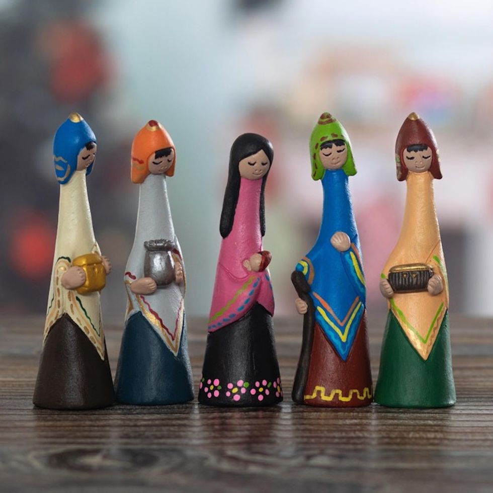 Peruvian Handmade Ceramic Nativity Set with 5 Pieces 'Pilgrimage Family'