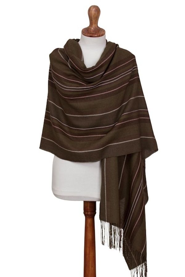 Alternate image for Alpaca and silk shawl Olive Fields