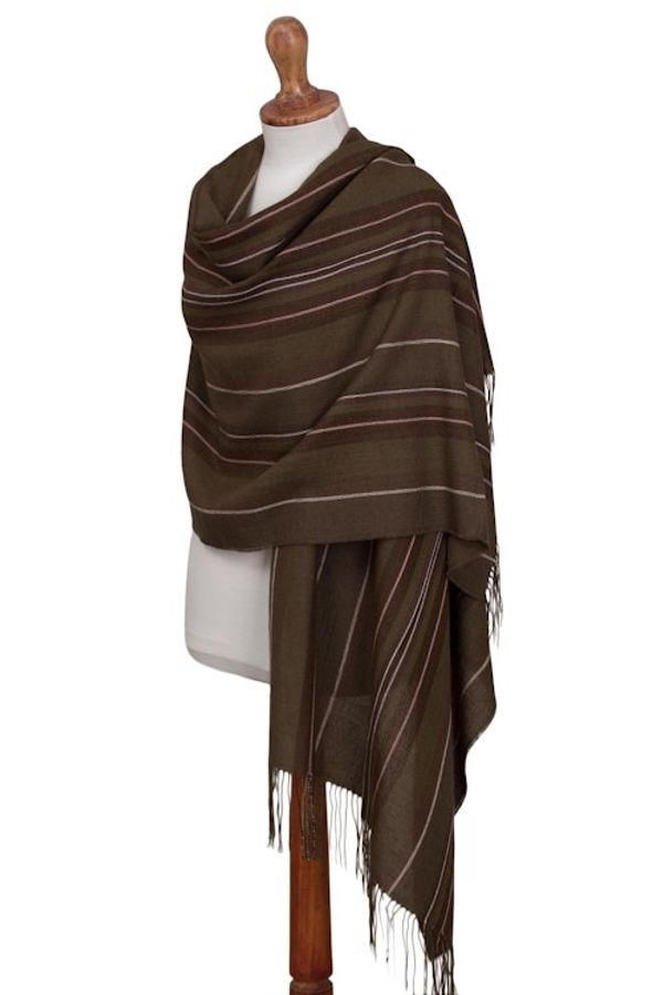 Alternate image for Alpaca and silk shawl Olive Fields