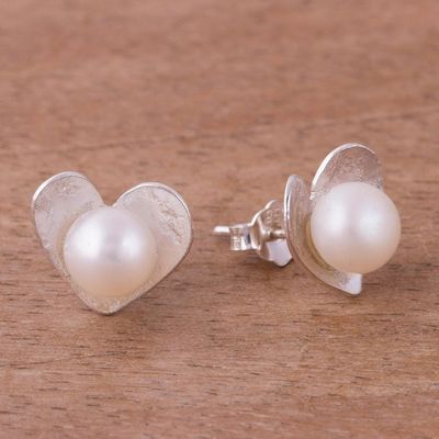 Alternate image for Peruvian Cultured Pearl Sterling Silver Heart Stud Earrings Glowing Hearts