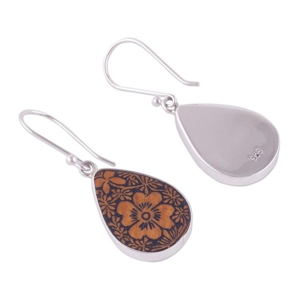 Alternate image for Floral Sterling Silver and Pumpkin Shell Earrings from Peru Margarita Garden