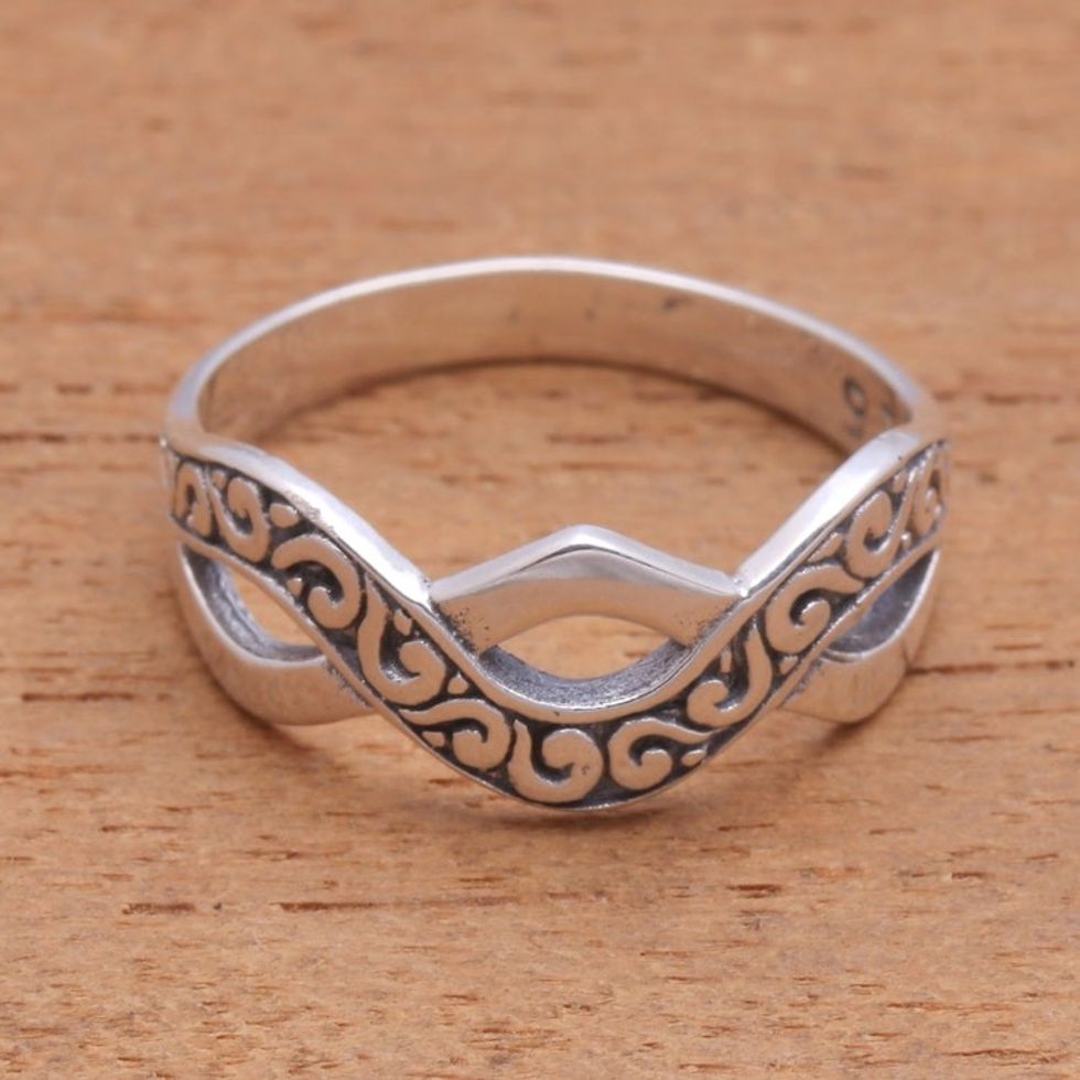 Curl Pattern Sterling Silver Band Ring from Bali 'Curling Current'