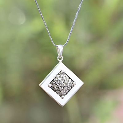 Alternate image for 925 Silver Earrings and Pendant Necklace Curated Gift Box Weaving Kites