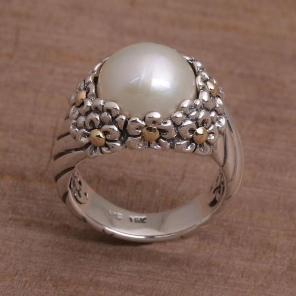 Alternate image for Handmade Cultured Pearl Cocktail Ring with Floral Motifs Daisy Glow