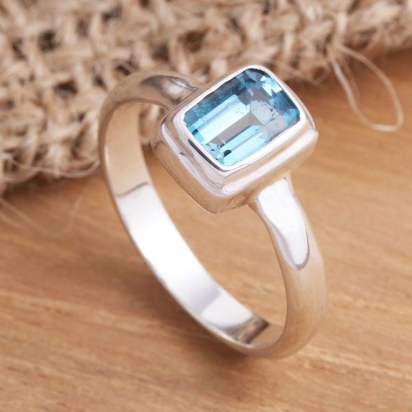 Alternate image for Faceted Rectangle Blue Topaz Sterling Silver Ring Blue Tablet