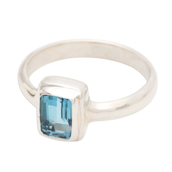 Alternate image for Faceted Rectangle Blue Topaz Sterling Silver Ring Blue Tablet