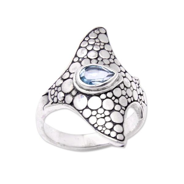 Alternate image for Ray-Themed Sterling Silver Cocktail Ring with a Blue Topaz Loyal Ray
