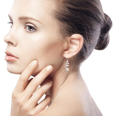 Alternate image for Indonesian Cultured Pearl Sterling Silver Spiral Earrings Moonlight Springs