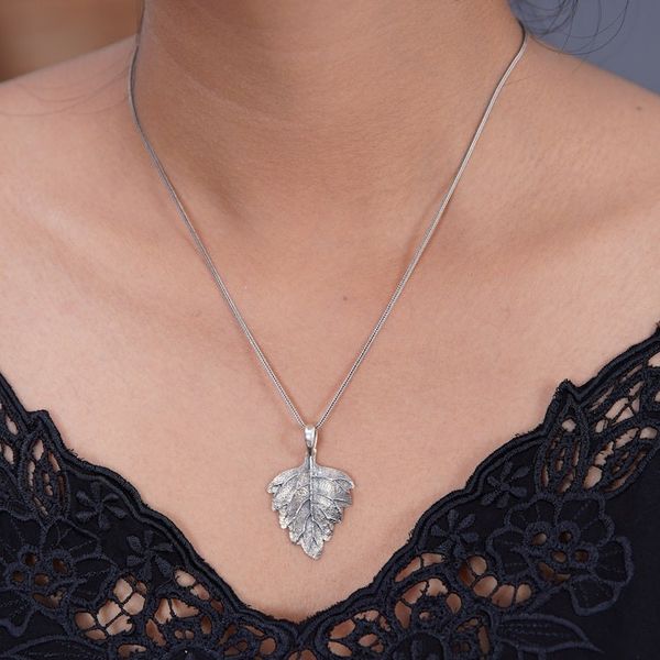 Alternate image for Handmade Sterling Silver Pendant Necklace Glistening Leaf