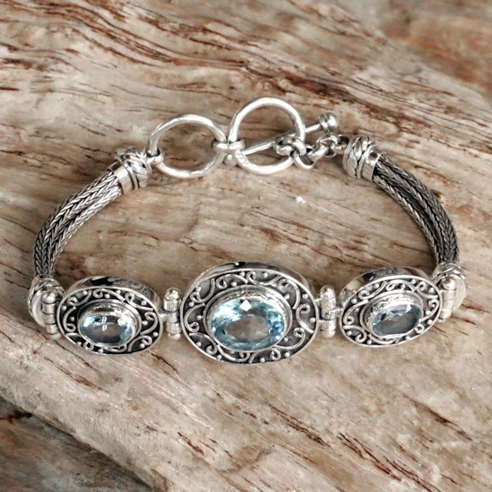 Blue Topaz Sterling Silver Bracelet 'Tradition'